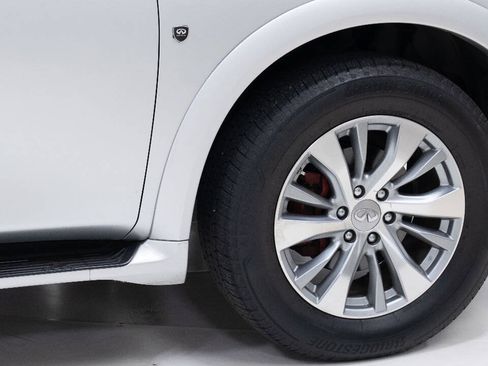 Used 2017 INFINITI QX80 4WD w/ Driver Assistance Package image 59