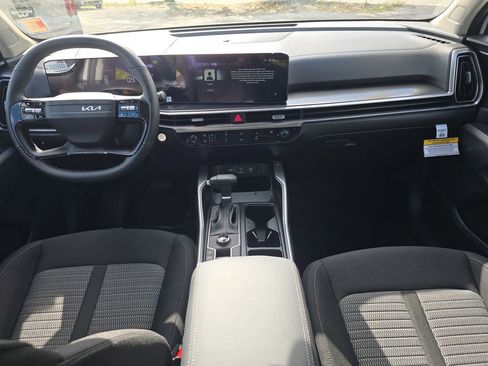 New 2026 Kia Sorento LX image 12