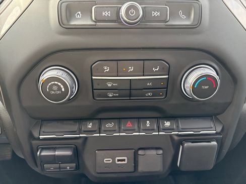 Used 2025 Chevrolet Silverado 2500 Custom w/ Custom Convenience Package AWD/4WD image 28