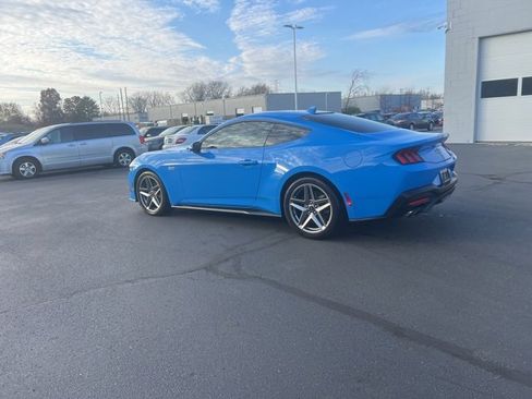 Used 2024 Ford Mustang GT Premium image 13