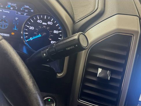 Used 2019 Ford F350 Lariat w/ Lariat Ultimate Package AWD/4WD image 21
