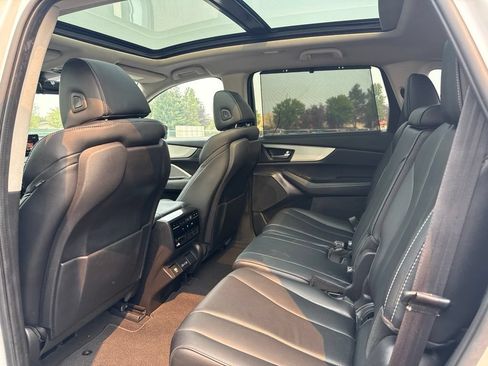 Used 2023 Acura MDX SH-AWD w/ Technology Package image 19