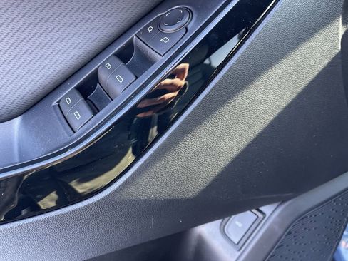 New 2026 Chevrolet Equinox LT w/ Convenience Package II image 13