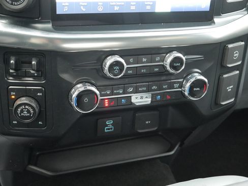 Certified 2022 Ford F150 Lariat w/ Trailer Tow Package image 15