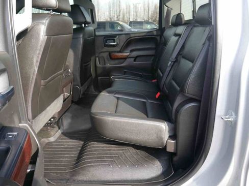 Used 2017 GMC Sierra 1500 SLT w/ SLT Premium Package image 17