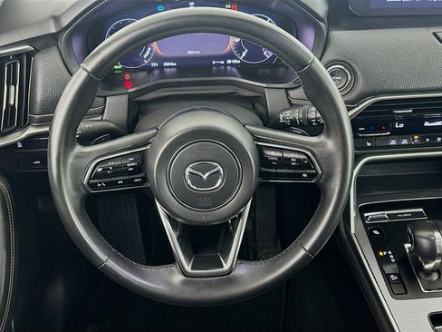 Used 2024 MAZDA CX-90 Plug-In Hybrid w/ Preferred AWD/4WD image 18