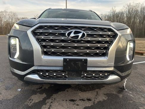 Used 2020 Hyundai Palisade Limited image 3
