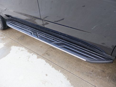 New 2026 Chevrolet Tahoe Premier image 9