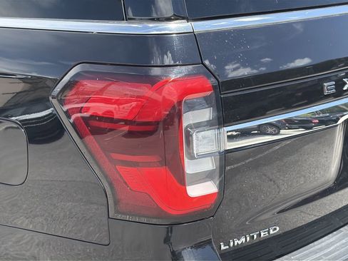 Certified 2024 Ford Expedition Max Limited RWD image 7