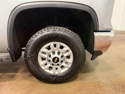 Used 2025 Chevrolet Silverado 2500 LT w/ Convenience Package image 87