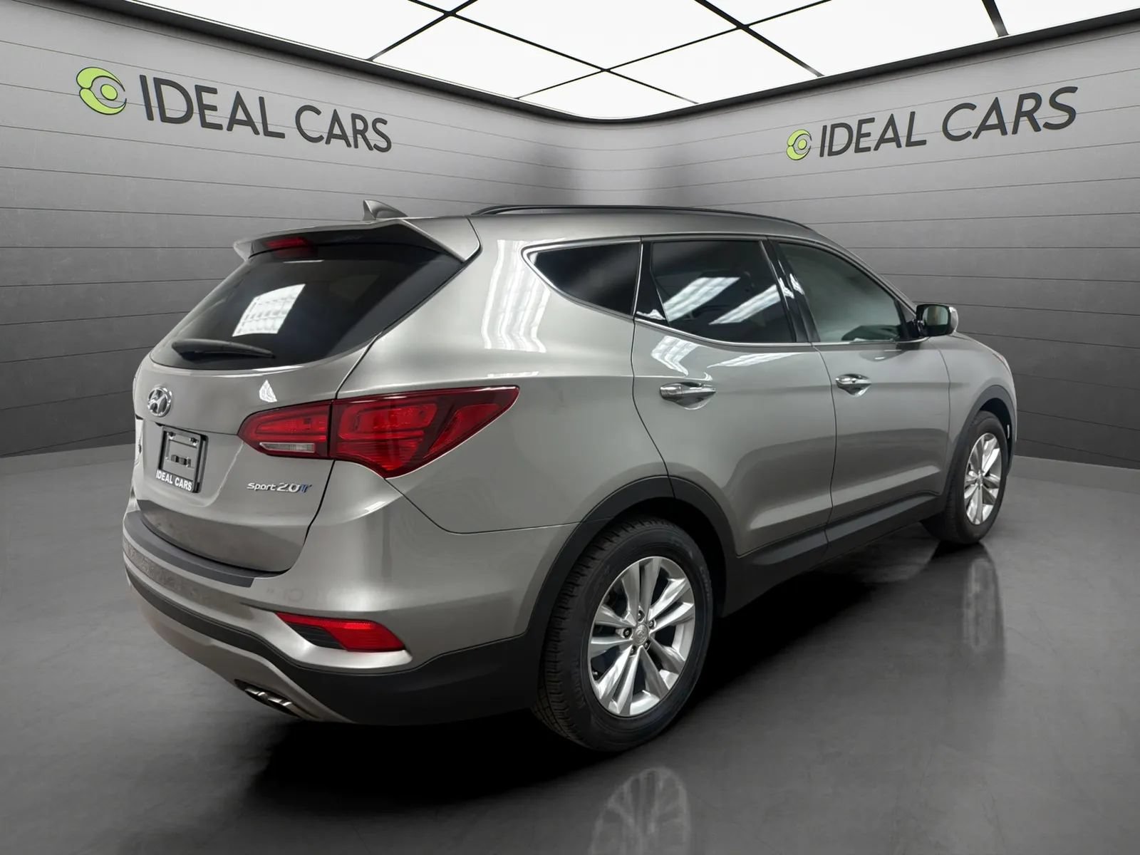 Used 2018 Hyundai Santa Fe Sport 2.0T FWD image 5