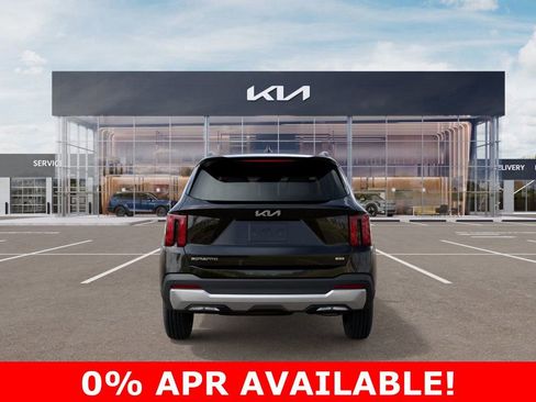 New 2026 Kia Sorento S image 5