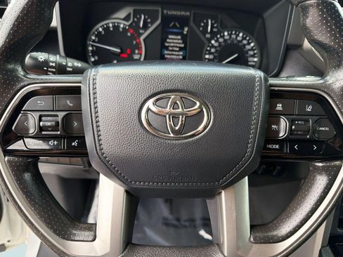 Used 2022 Toyota Tundra SR5 AWD/4WD image 11
