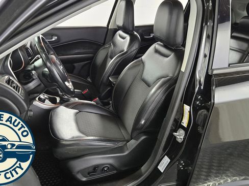 Used 2018 Jeep Compass Latitude w/ Popular Equipment Group image 23