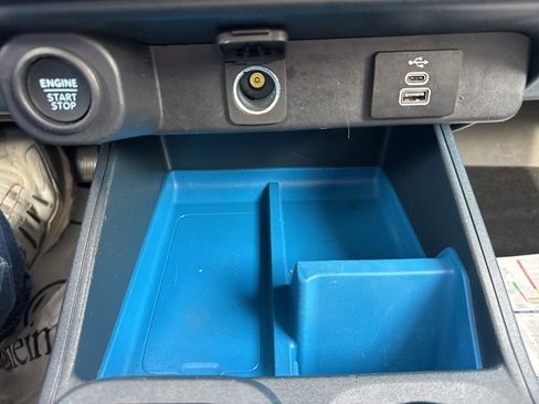 Used 2025 Ford Maverick XLT w/ Equipment Group 301A image 29