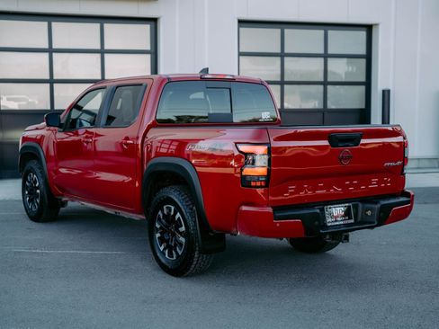 Used 2023 Nissan Frontier PRO-4X image 5