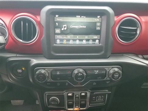 Used 2021 Jeep Wrangler Unlimited Rubicon image 18