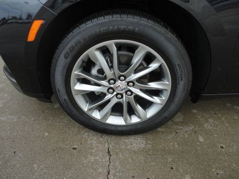 Used 2024 Buick Enclave Avenir w/ Avenir Technology Package image 2