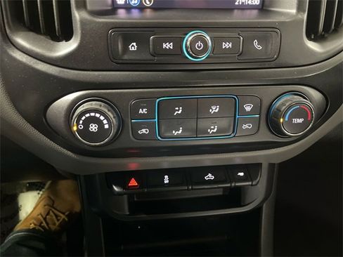 Used 2021 Chevrolet Colorado W/T w/ Custom Special Edition image 19