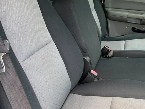 Used 2007 Chevrolet Silverado 1500 W/T RWD image 13