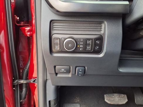 New 2026 Ford F250 Lariat w/ Chrome Package image 19