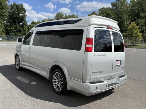 Used 2019 GMC Savana 2500 image 5