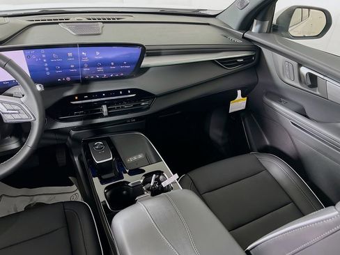 New 2026 Buick Enclave Preferred w/ Power Package AWD/4WD image 17
