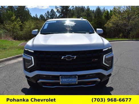 Used 2025 Chevrolet Tahoe Z71 AWD/4WD image 2