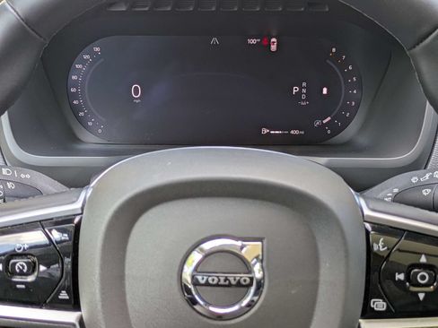 Certified 2025 Volvo XC90 B5 Core AWD/4WD image 29
