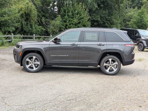 New 2026 Jeep Grand Cherokee Limited AWD/4WD image 6