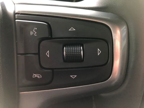 Used 2025 Chevrolet Silverado 1500 LT image 31