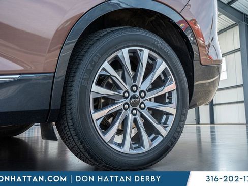 Used 2024 Chevrolet Blazer Premier AWD/4WD image 38