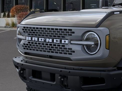 New 2026 Ford Bronco Badlands AWD/4WD image 19