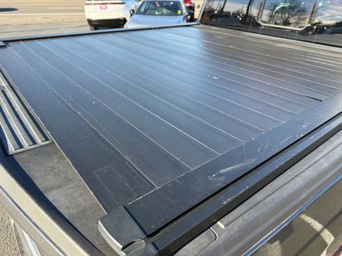 Used 2018 Ford F150 Platinum w/ Equipment Group 701A Luxury image 9