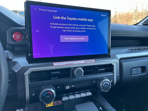 Certified 2024 Toyota Tacoma TRD Sport w/ TRD Sport Upgrade Package image 18