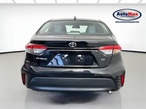 Used 2023 Toyota Corolla LE image 6