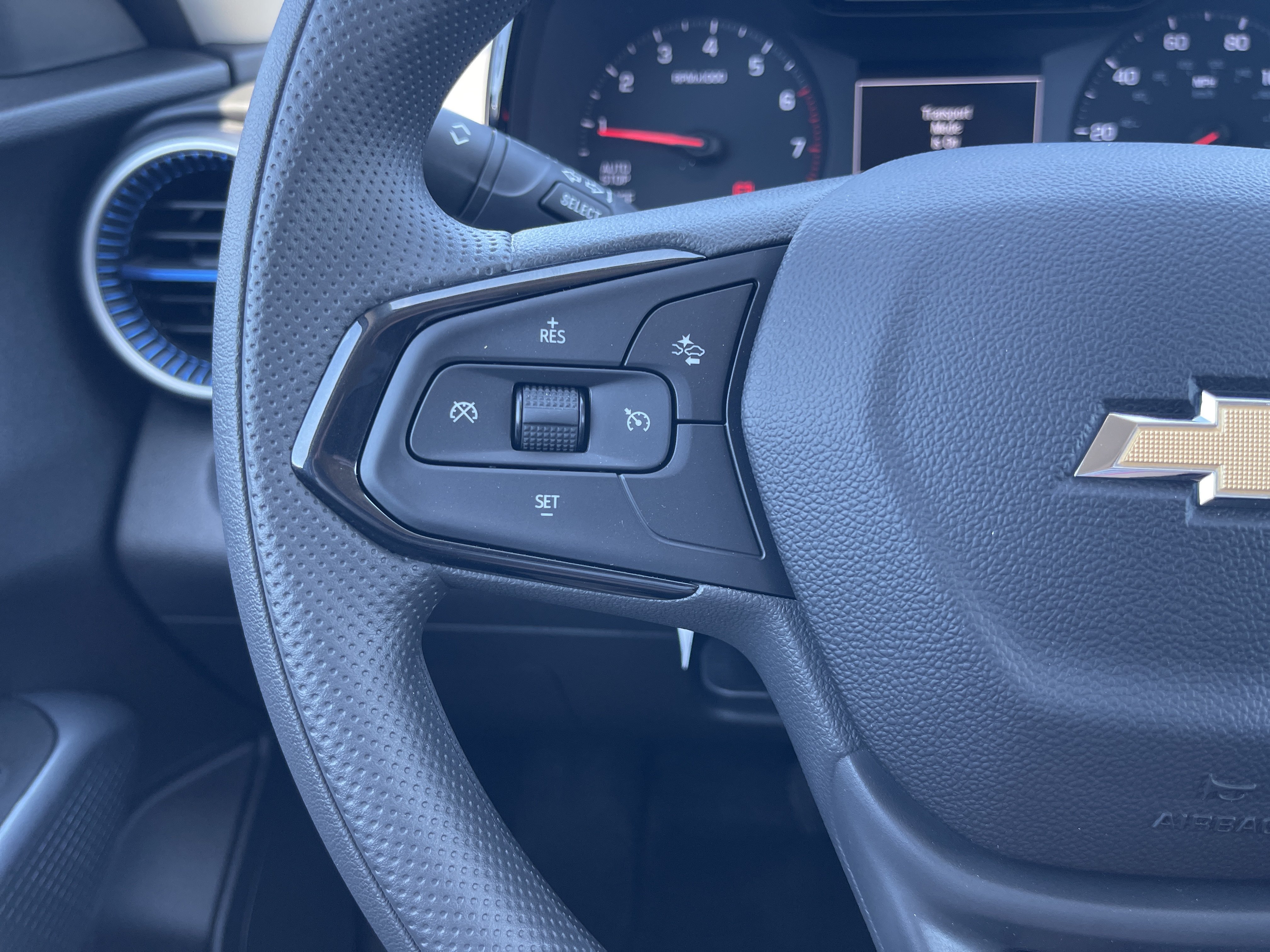 New 2026 Chevrolet Trax LS w/ LS Convenience Package FWD image 18