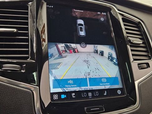 Used 2023 Volvo XC90 T8 Plus w/ Protection Package Premier image 23