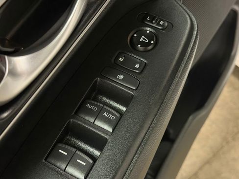 Used 2018 Honda CR-V EX-L image 30