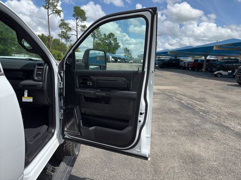 New 2026 RAM 2500 Limited image 14