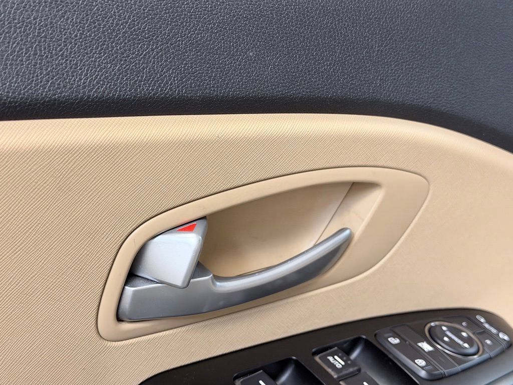 Used 2017 Kia Sedona LX FWD image 9