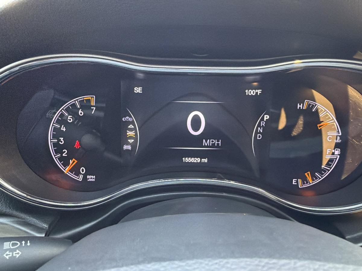 Used 2019 Jeep Grand Cherokee Altitude RWD image 40