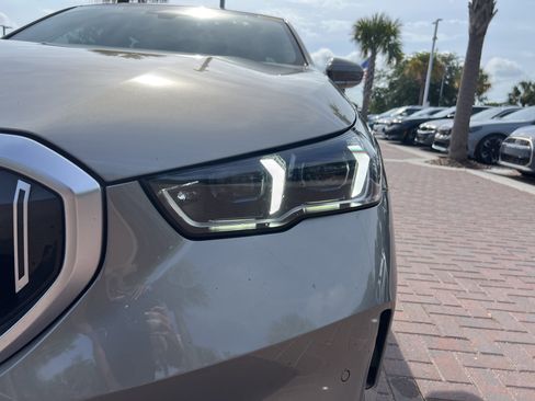 Certified 2024 BMW 530i RWD image 6