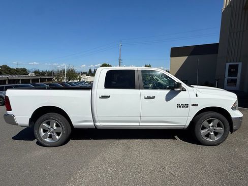 Used 2018 RAM 1500 Big Horn AWD/4WD image 2