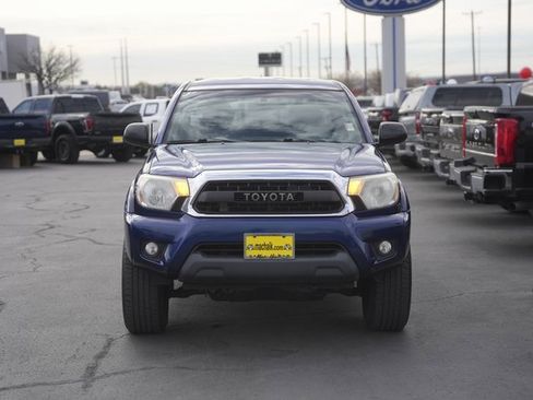 Used 2014 Toyota Tacoma PreRunner image 3