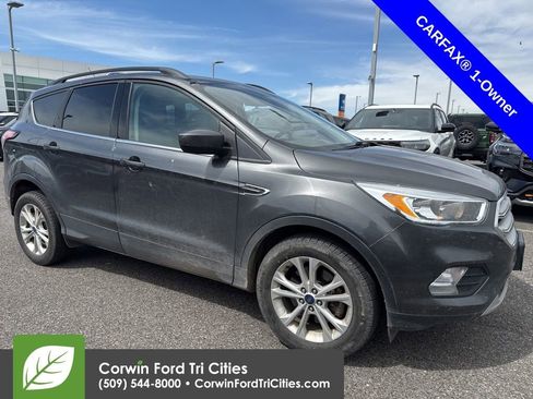 Used 2018 Ford Escape SE AWD/4WD image 1