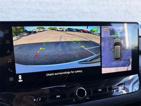 New 2025 Mitsubishi Outlander SE image 19