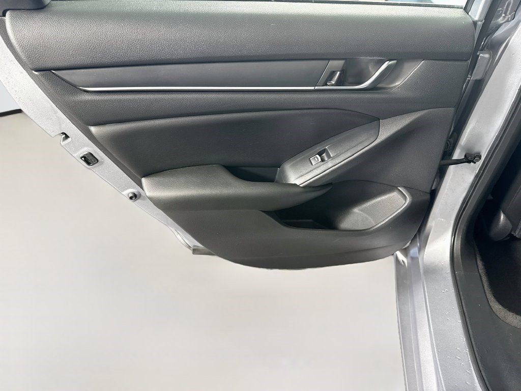 Used 2020 Honda Accord Sport image 25