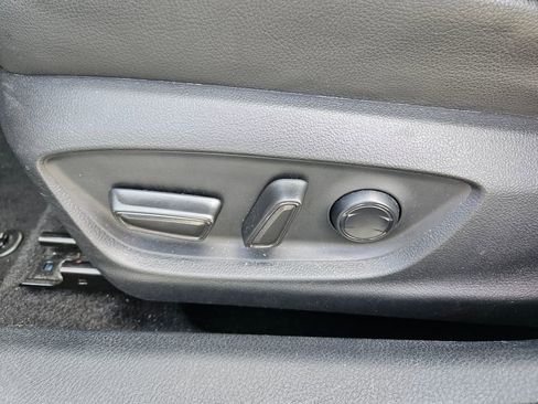 Used 2023 Toyota Camry XSE image 16