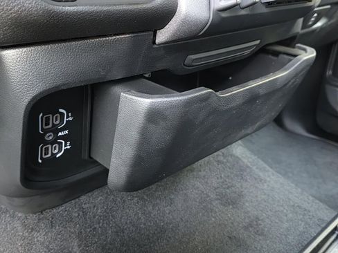 New 2026 RAM 1500 Tradesman AWD/4WD image 19